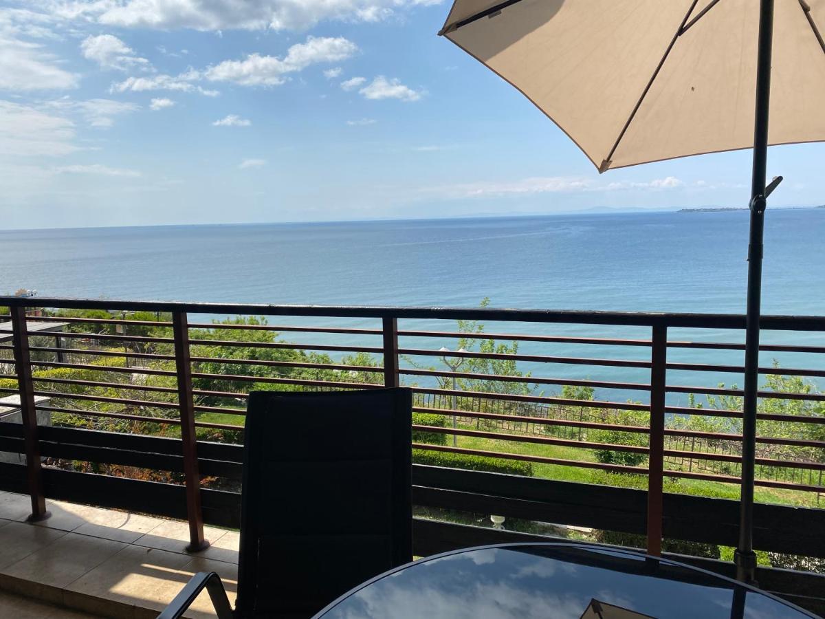 Dolce Vita Apartment Sveti Vlas Eksteriør billede