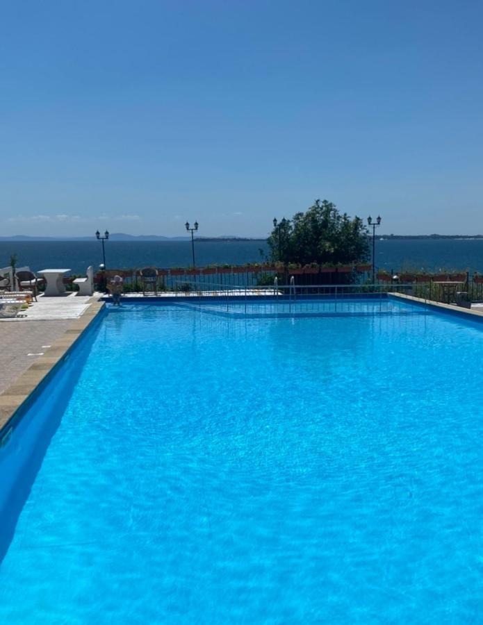 Dolce Vita Apartment Sveti Vlas Eksteriør billede